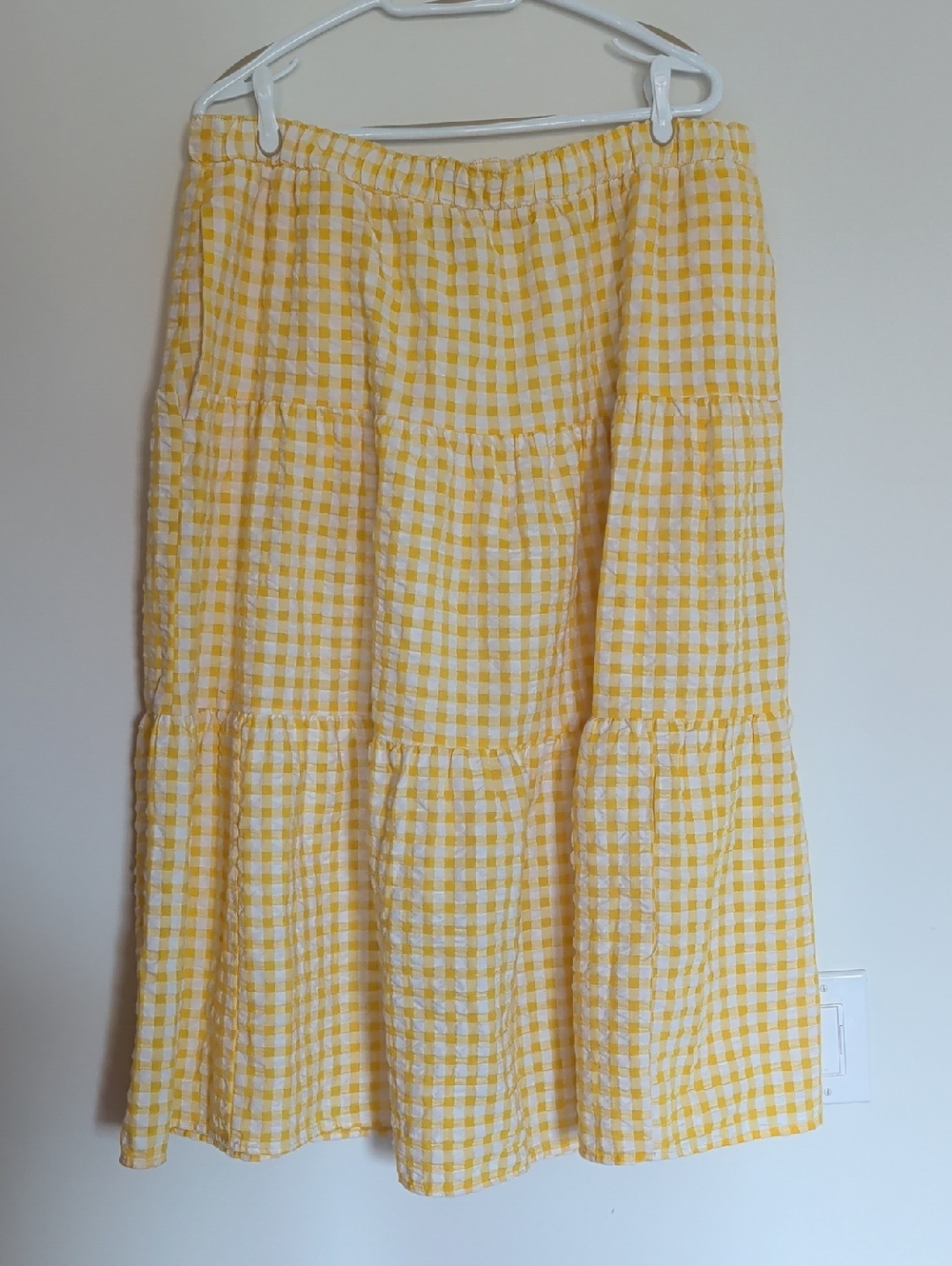 Old Navy Yellow and White Gingham Tiered Midi Skirt